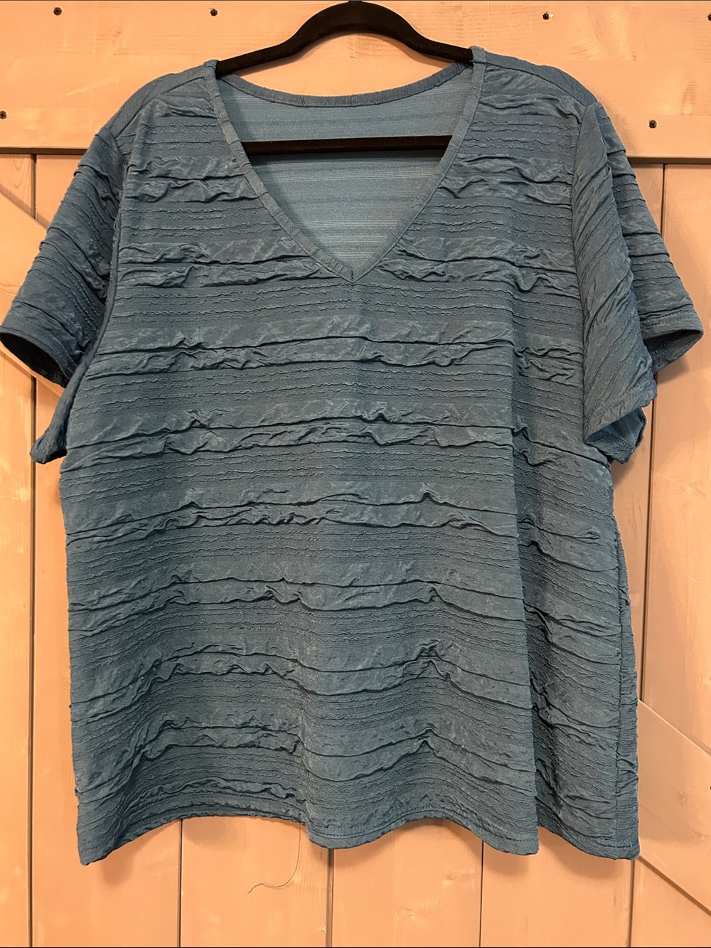 SHEIN Blue Textured V-Neck Short Sleeve Top